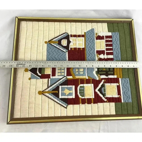 VTG Bernat Victorian Home Framed Needlepoint Crewel Wall Art 17"x21" Handmade - Picture 3 of 12